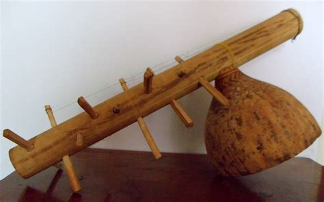 kalutang instrument